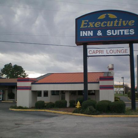 Executive Inn & Suites - AugustaAugusta  Kültér fotó