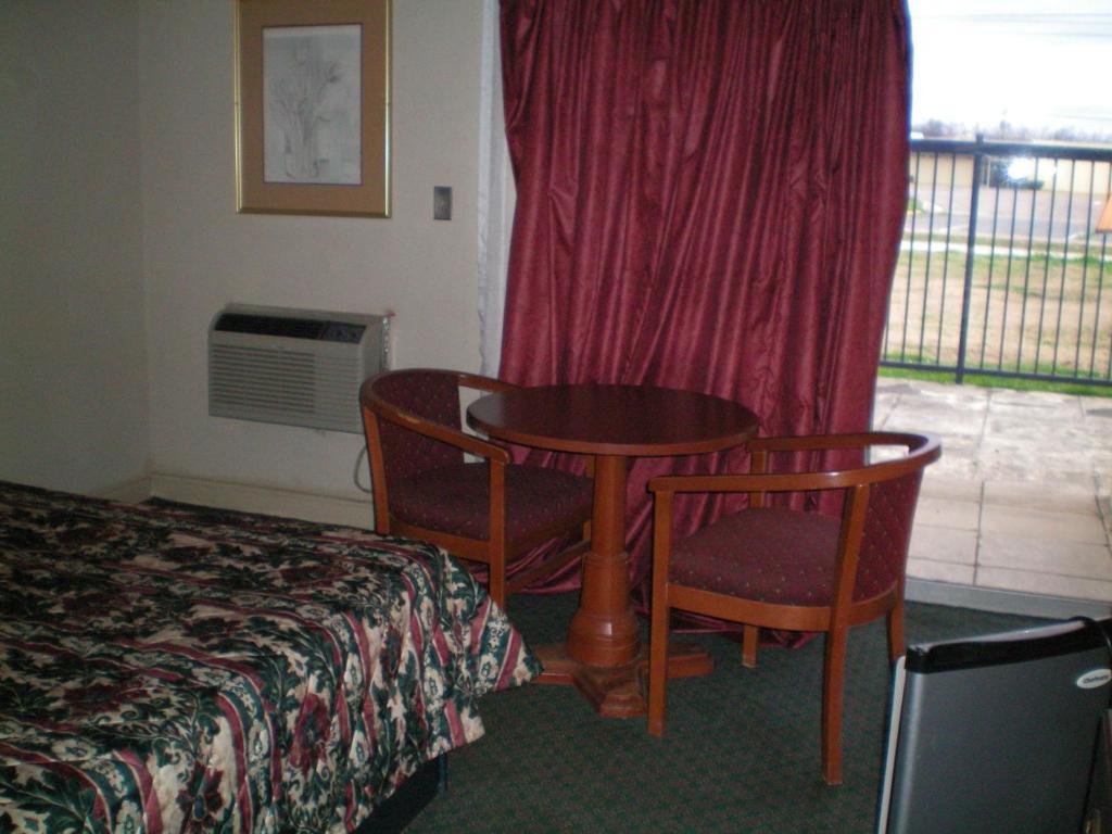 Executive Inn & Suites - AugustaAugusta  Kültér fotó