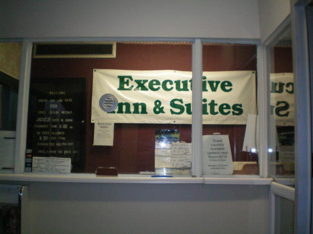 Executive Inn & Suites - AugustaAugusta  Kültér fotó